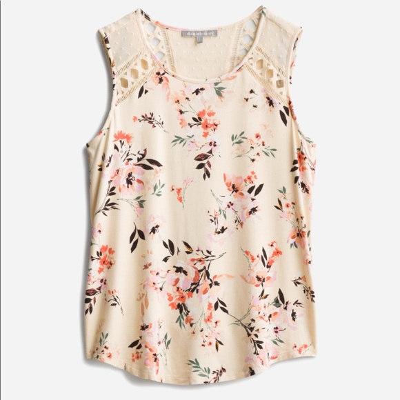 Daniel Rainn Tops - NWT Daniel Rainn floral tank top